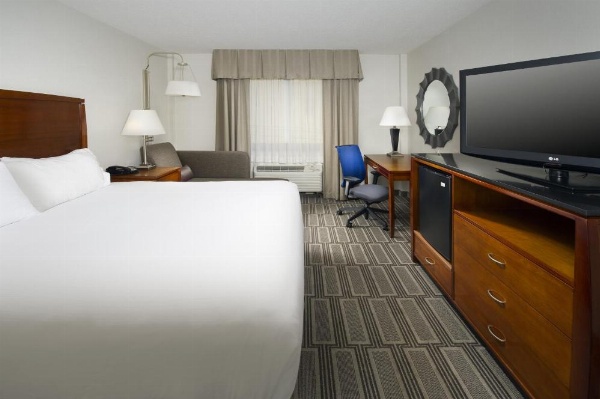 Holiday Inn Express Baltimore At The Stadiums by IHG image 13